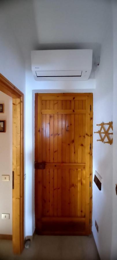 Independent Apartment With Spectacular View 칼라고노네 외부 사진